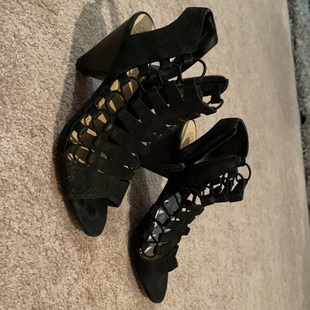 Sandals - Picture 2 of 7